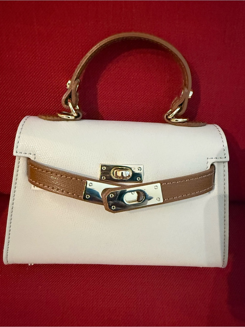 Italian Saffiano Leather Top Handle Bag | Cream & Crossbody - Picture 2 of 8
